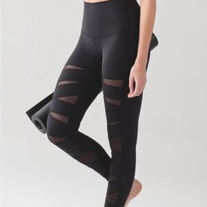Black Mesh lululemon Leggings - shine